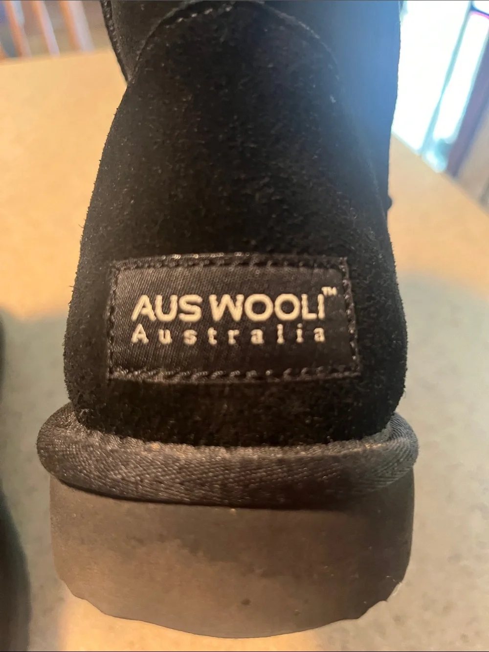 Women's Black Winter Shearling Zip-Back Boots
